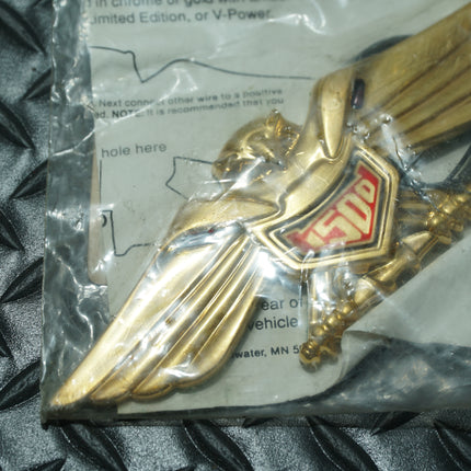 Kuryakyn 5115 Gold Curve Condor 1500 Amber Light – Vintage Emblem Badge