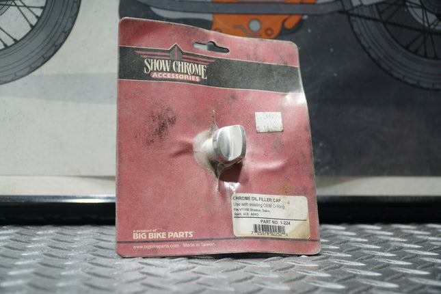 Show Chrome 1-224 Oil Filler Cap – Chrome – Fits Honda GL1800, VTX1300, VTX1800, and More