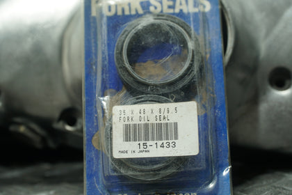 K&L 15-1433 Fork Seals 35x48x8/9.5mm – Fits Yamaha XJ550, XT250, SR400, Suzuki GN400, More photo 2