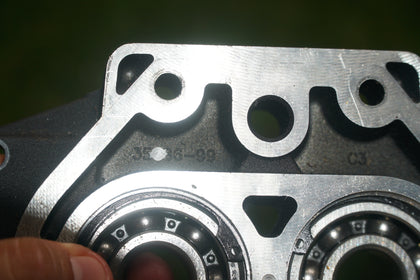 OEM Harley Twin Cam 5 Speed Transmission Bearing Housing Block Case 35036-99 photo 3