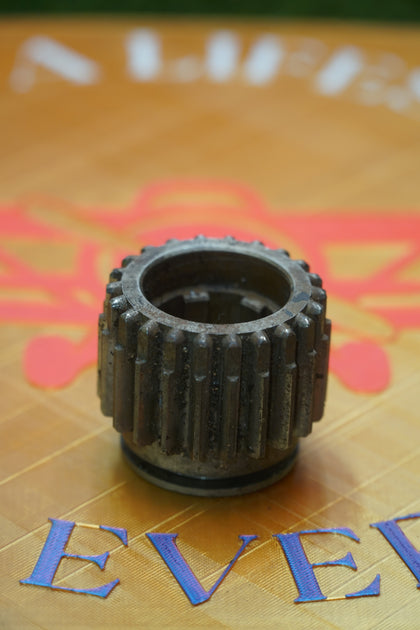 OEM Triumph T120 Bonneville TR6 Tiger 650 4 Speed Layshaft 3rd Gear 22T 57-3890 photo 2