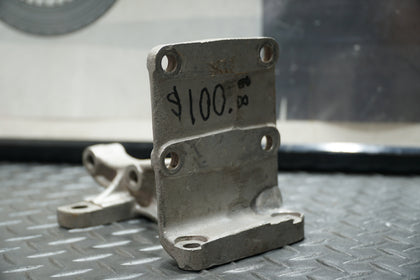 1965 Harley Ironhead XLH XLCH Rear Motor Mount 900cc OEM – Weld Repair photo 5