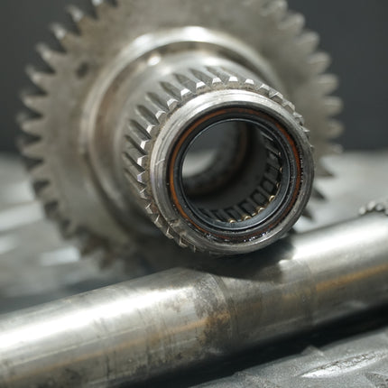 Harley 5 Speed Transmission Mainshaft 5th Gear 1994-2006 Evo Twin Cam OEM 35042-91