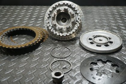 Harley Big Twin 5 Speed Clutch Hub Assembly Plates Nut 1990-1997 OEM 37550-90 Kit photo 1