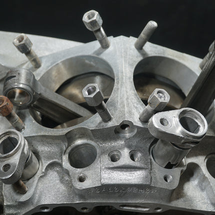 1983 Harley Ironhead Sportster 1000cc Engine Cases Crankshaft Welded OEM 3A83