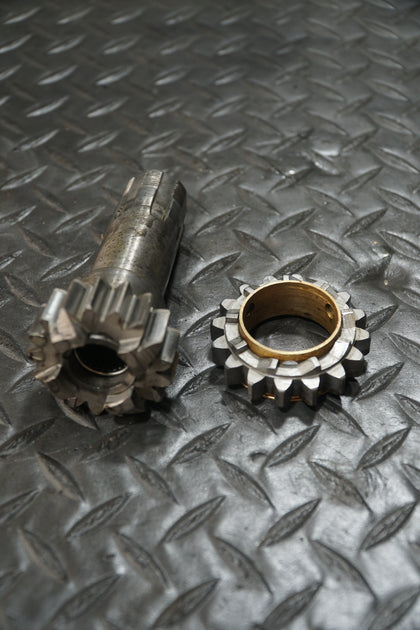 Harley Ironhead Sportster Kickstart Shaft & Starter Gear Set Used Needs Bushing photo 1