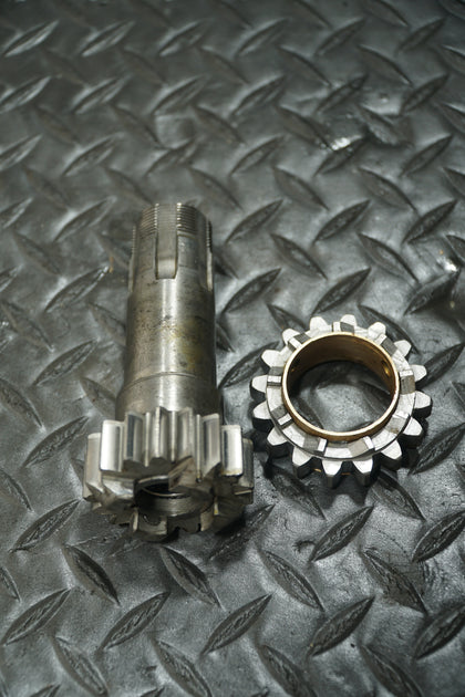 Harley Ironhead Sportster Kickstart Shaft & Starter Gear Set Used Needs Bushing photo 4