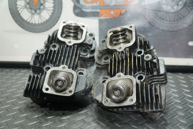 Harley XLH XLCH Ironhead Heads OEM 16684-71 Front 16682-71 Rear 1000cc Used