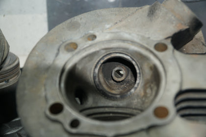 Harley Ironhead Heads 16684-71 16682-71 Bare Castings Broken Valve Seat OEM photo 5