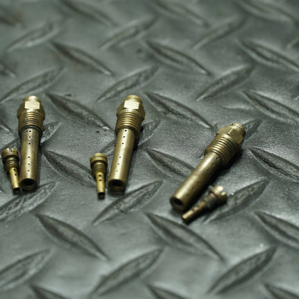 OEM Mikuni Jet Set 1995–96 Kawasaki ZX600C Ninja 600R – Cleaned Brass