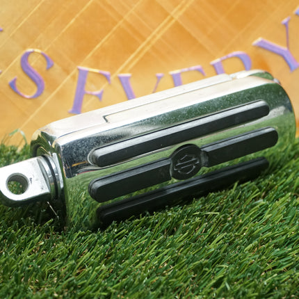 Harley-Davidson OEM Heel Raiser Chrome Highway Footpeg Single Scratched