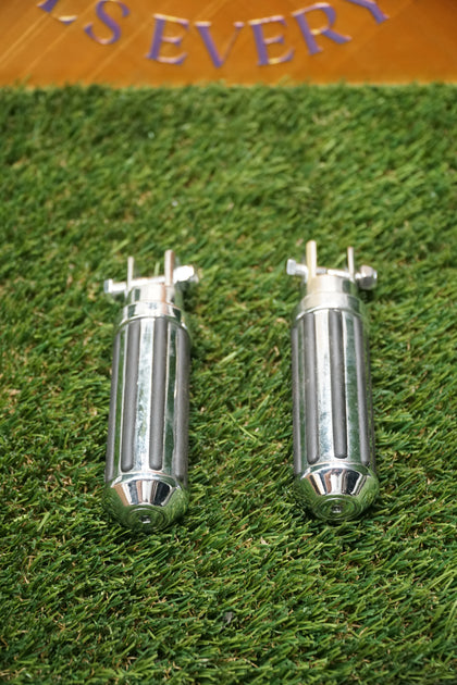 Chrome Ribbed Female Mount Footpegs Pair Harley Custom Bobber Chopper Used photo 2