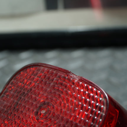 Harley Dyna Super Glide FXDI Taillight Housing Rear Brake Light 2004 OEM