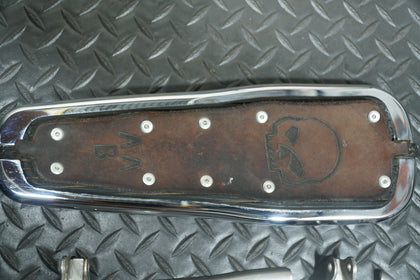Harley Softail Deluxe FLSTN Left & Right Footboards 2007-2013 OEM photo 2