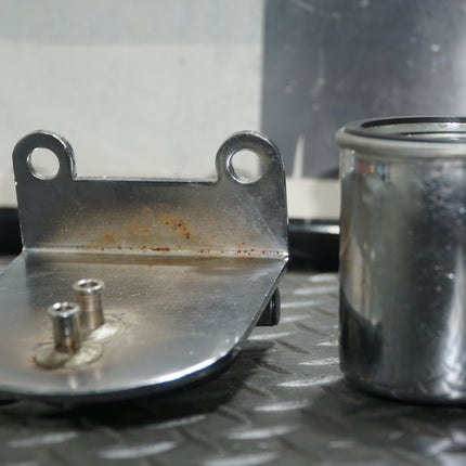 Harley Big Twin Oil Filter Holder Mount 1970-1999 w/ Chrome Filter OEM