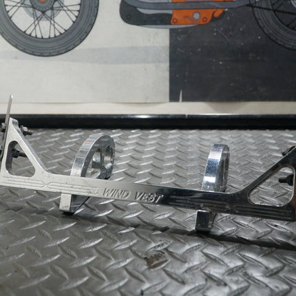 WindVest Windshield Bracket Harley FXDWG 10-1099C Needs Re-Chrome