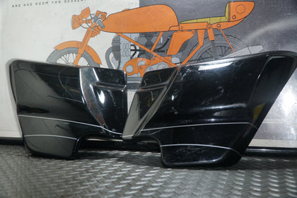 Harley Street Glide FLHTK Side Cover Set 66250-09 w/ Pages Trim OEM photo 1