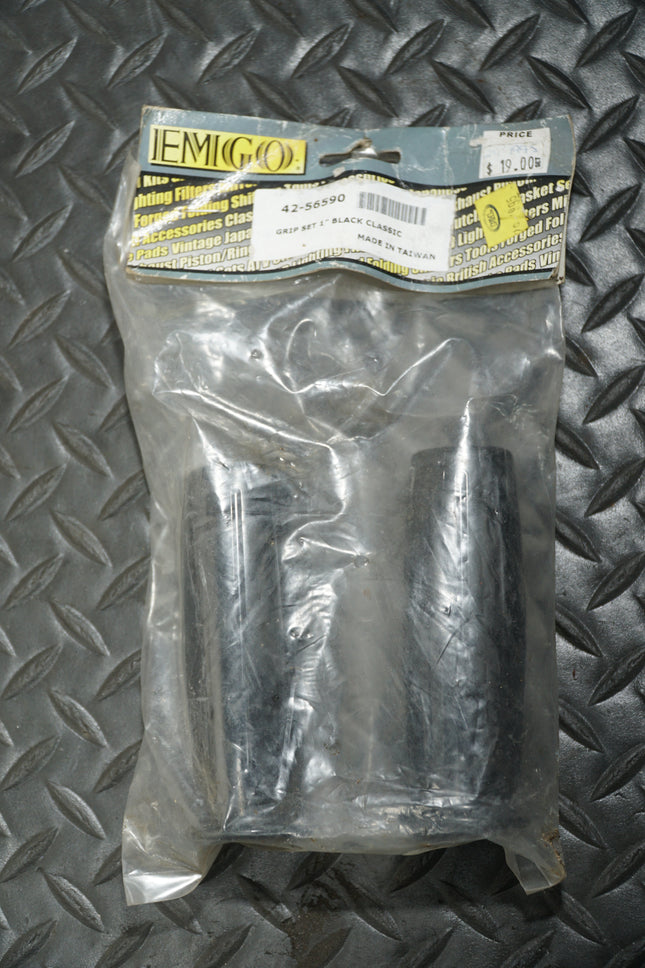 1960s Vintage Amal Style 1” Black Handlebar Grips TBS-42-56590