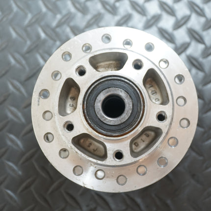 Harley Dyna OEM Hub 53877-04 Used Good Condition