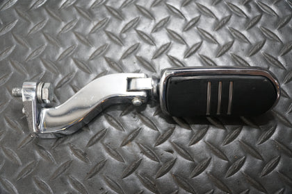 2004 Harley CVO FLHTCSE Street Glide Passenger Foot Peg w/ Chrome Mount OEM photo 1