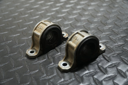 2016 Polaris RZR XP 1000 Turbo Rear Sway Bar Bushing OEM Good Condition photo 1