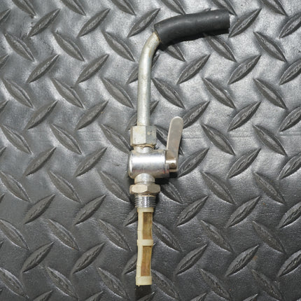 Triumph Gas Tank Economy Obtuse Spigot Fits Models to 1979