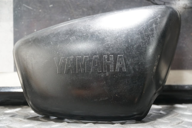 1995 Yamaha XV1100 Virago Right Side Cover Fender OEM Black Scratched