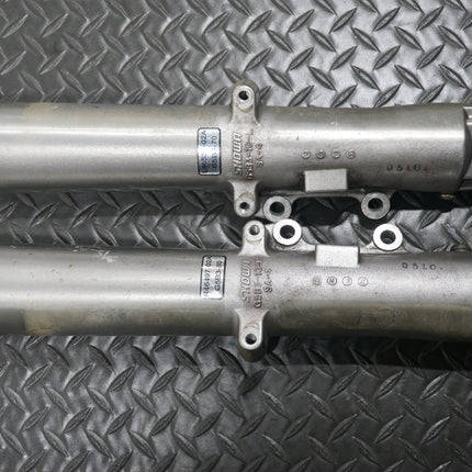 Harley Touring Showa G5B3-50R G5B3-70L Lower Fork Sliders OEM New No End Cap