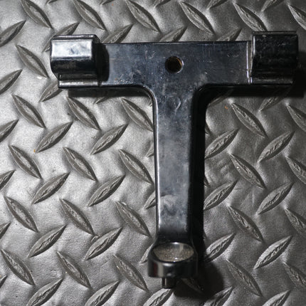 Harley Passenger Floorboard Bracket 52719-10 Road Glide 2013 Black No Hardware