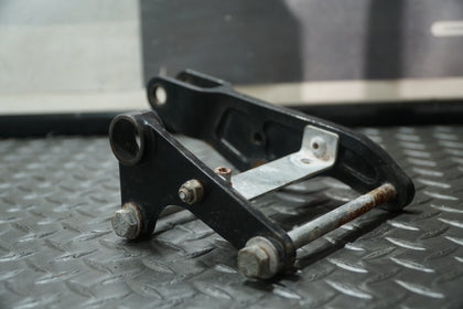 2000 Buell M2 Cyclone Bracket Support OEM #TT18 Used photo 3