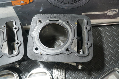 Victory V92C Sport Deluxe Cylinder Heads Cylinders Pistons Valves OEM Top End photo 4
