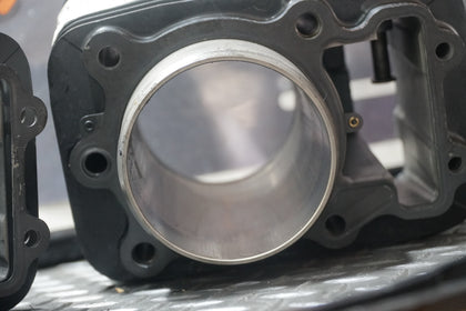 Victory V92C Sport Deluxe Cylinder Heads Cylinders Pistons Valves OEM Top End photo 8