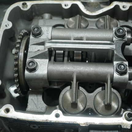 Victory V92C Sport Deluxe Cylinder Heads Cylinders Pistons Valves OEM Top End