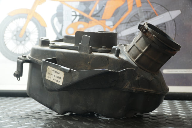 2002 Honda Shadow Spirit 1100 VT1100C Airbox Air Intake Filter Box OEM