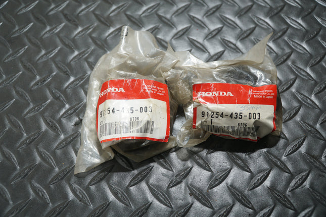 Honda OEM Fork Dust Seal 91254-435-003 Fits XL250 XL350 XL500 CR125 CR250 MT250