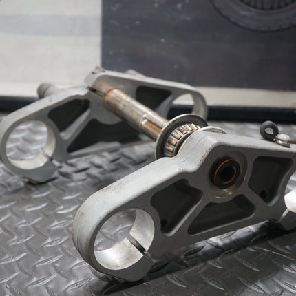 1995-1996 Buell S2 Thunderbolt X1 Lightning Front Fork Triple Tree Bracket