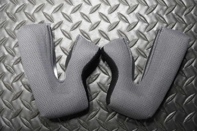 Castle AC-10 Helmet Cheek Pads 59-9648F – XXL 20mm, XL 25mm, Large 30mm