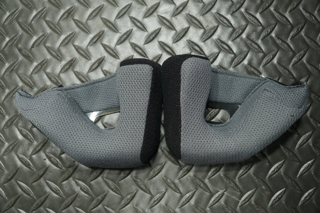 Castle AC-3 Helmet Cheek Pads 59-9737E – Large 35mm & Small 35mm