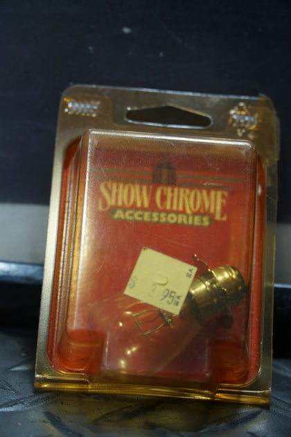 Show Chrome 10-295 Cornering Light Replacement Bulb for Honda Goldwing photo 1