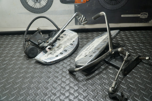 Victory V92 Cruiser Shifter & Left Floorboard ASM + Footrest Peg & Master Cylinder