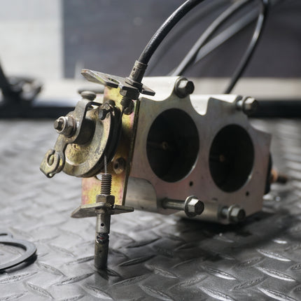 OEM Victory V92C Throttle Body Assembly P/N 1253233 w/ Injectors & Sensors