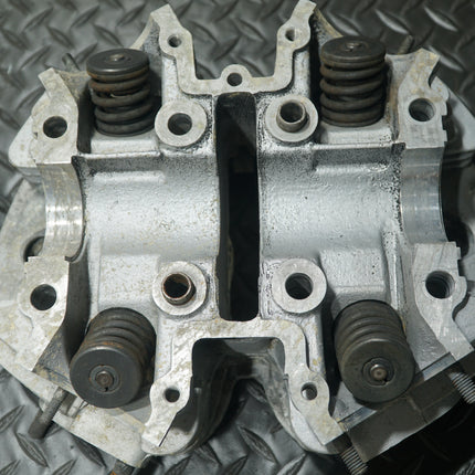 1975 Yamaha XS650 Engine Top End Cylinder Head 6961.U0 OEM No Cam