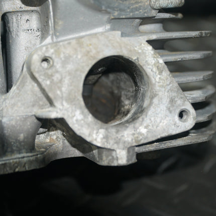 1975 Yamaha XS650 Engine Top End Cylinder Head 6961.U0 OEM No Cam