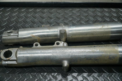 2000-01 Harley-Davidson Electra Glide Fork Lowers OEM 46497-00 2053A photo 4