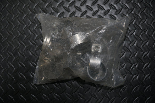 OEM Harley-Davidson Exhaust Clamp & Bracket Kit P/N 9955 04–13 Sportster XL
