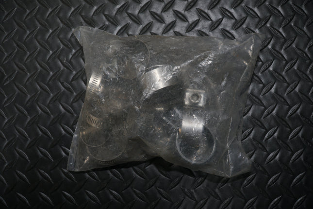 OEM Harley-Davidson Exhaust Clamp & Bracket Kit P/N 9955 04–13 Sportster XL