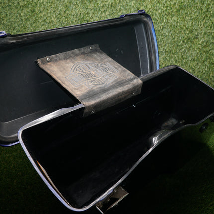 2006 Harley-Davidson Road King FLHR Blue Right Saddlebag OEM Scratched Used