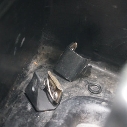 2006 Harley-Davidson Road King FLHR Blue Right Saddlebag OEM Scratched Used