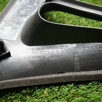 2001-2010 Honda Goldwing GL1800 Right Saddlebag Lid w/ Bar & Brackets OEM