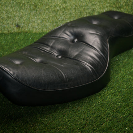 Harley Sportster XL 1200C 1986–2003 OEM Front & Rear Seat Set Excellent